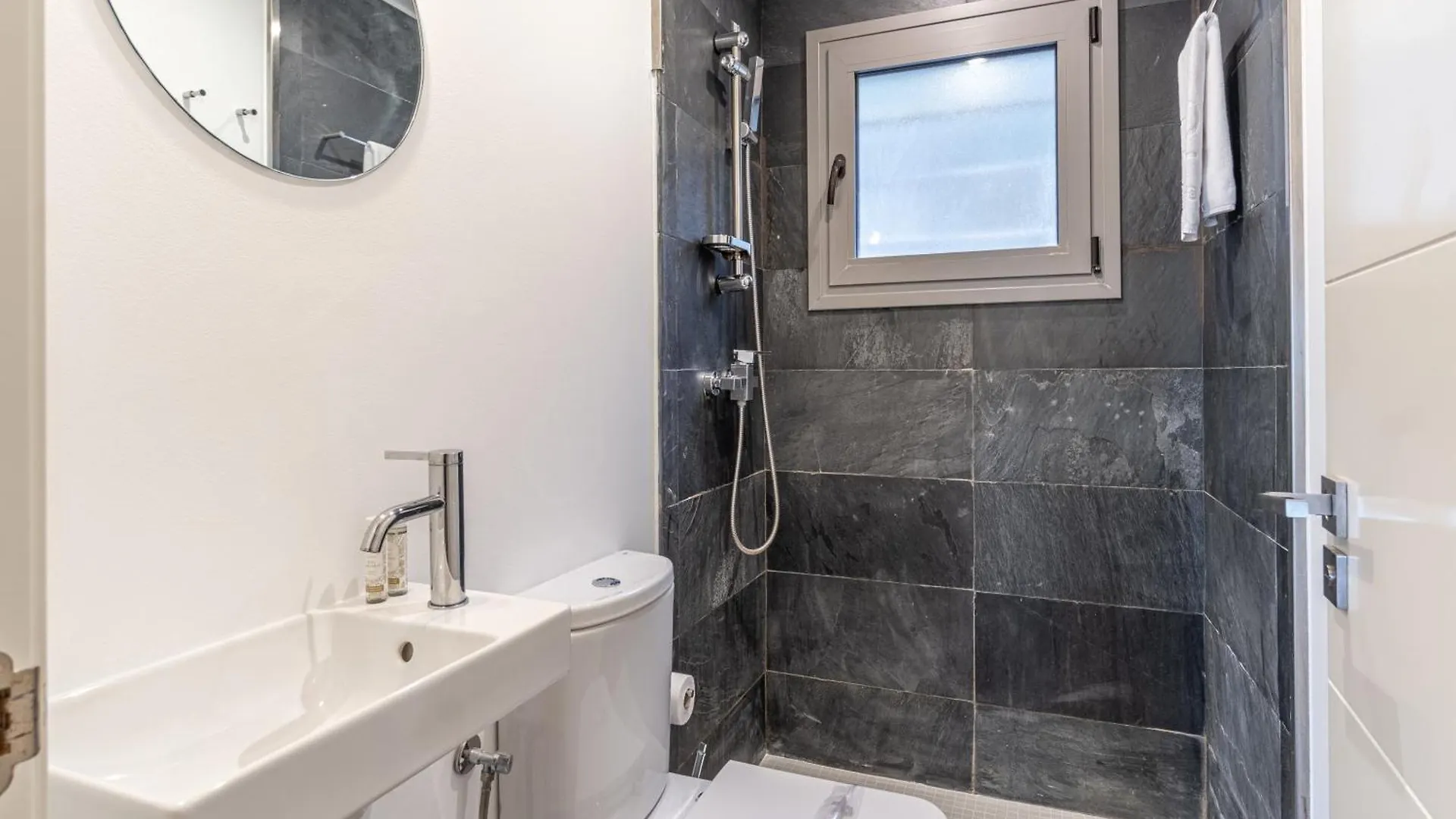 Nc Apartments Bajo A Canyelles Mar - 6 Pax ロザス